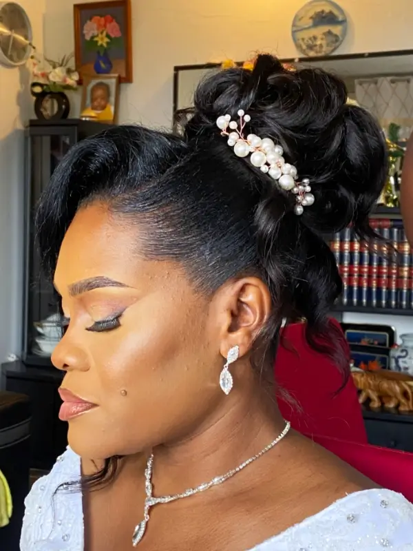 Chignon simple et élégant pour mariage